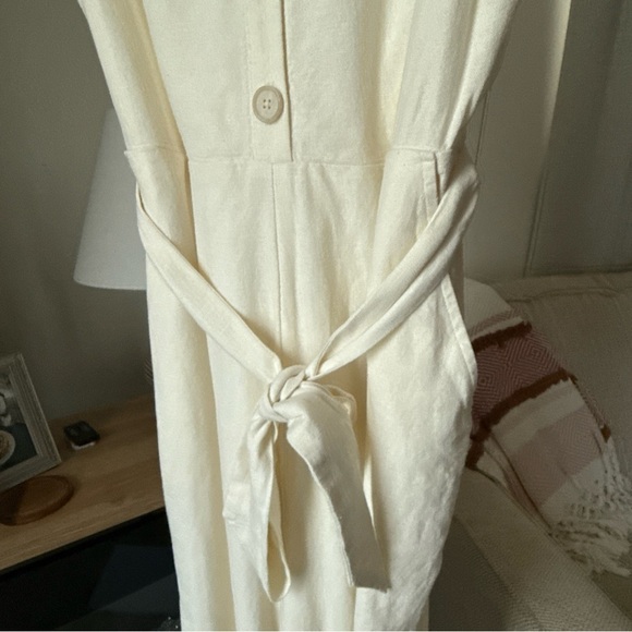 Loft Womens Ivory/Cream Sleeveless Belted Jumpsuit Size 10 NWT $89.99 - Picture 4 of 12